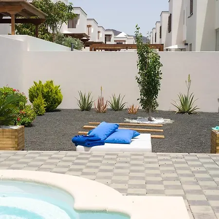 Villas Salinas Villa *